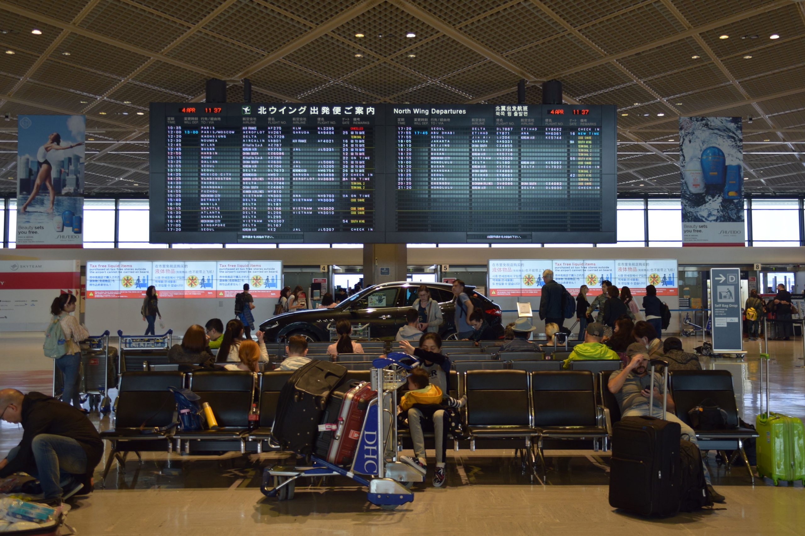 春霞の成田空港A滑走路にて (2)